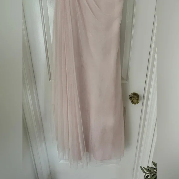 Blush pink Monique Lhuillier tulle bridesmaid dress - Picture 7 of 15